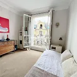 Elegant 3-bedroom apartment near Trocadero, Paris 16ème by Easyflat