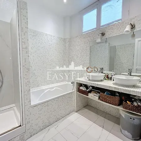 Appartamento Elegant 3-bedroom Near Trocadero, 16eme By Easyflat Parigi